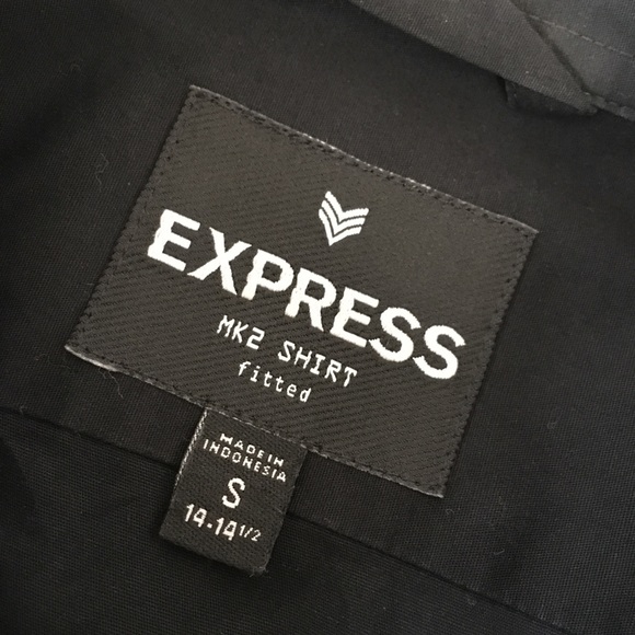 Express Men’s Fitted Dress Shirt - Picture 2 of 2